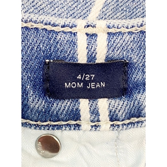 Gap High Rise Striped Mom Denim Straight Leg Jean, Blue‎ - Size 4 - Picture 11 of 12